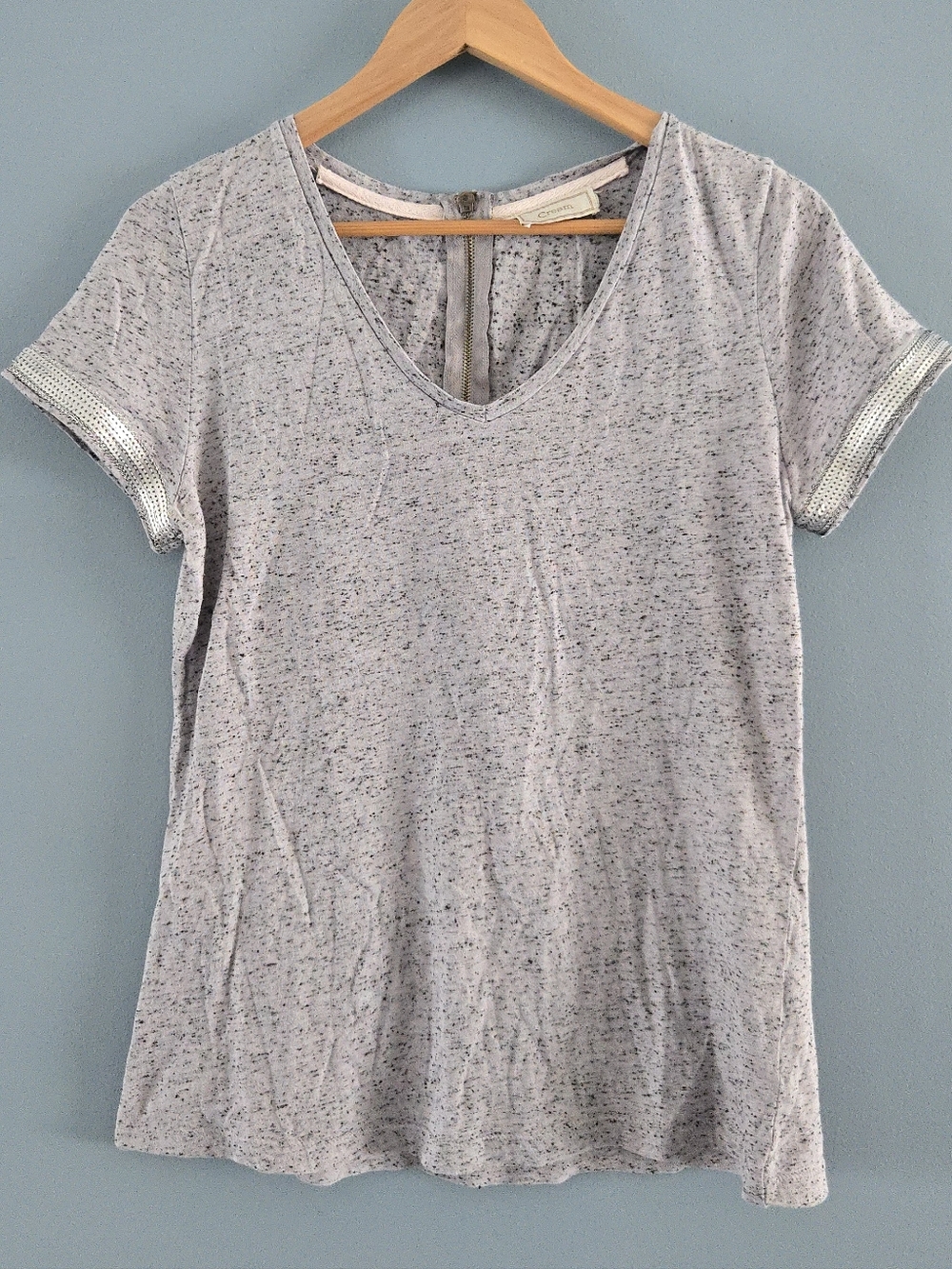 Stylish Grey Speckled Short Sleeve Top With Silver Sequin Rimmed Sleeves